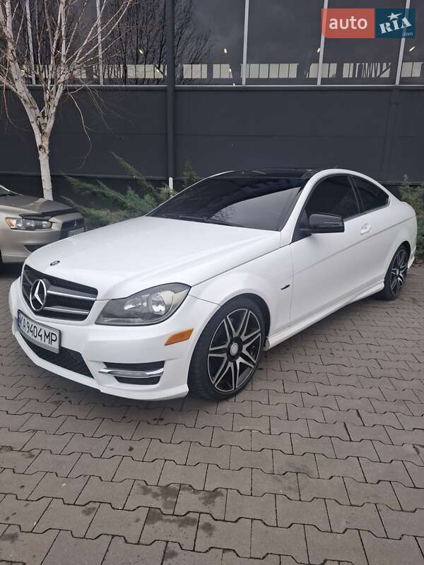Mercedes-Benz C-Class 2012 Mercedes-Benz C-Class 2012