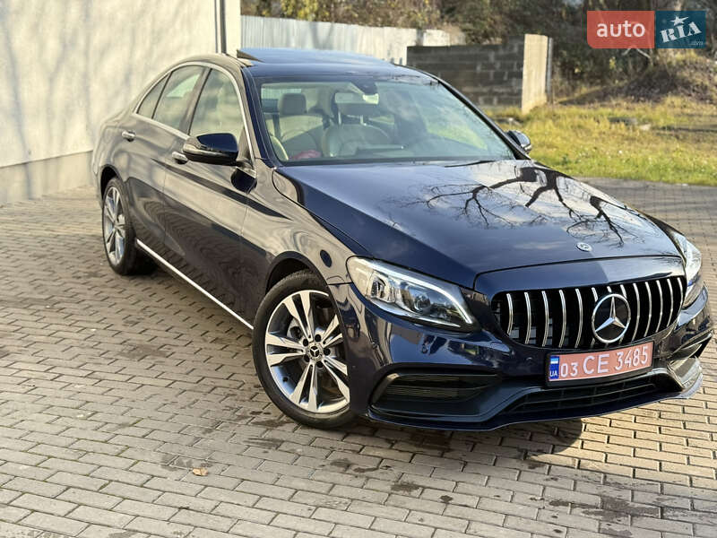 Седан Mercedes-Benz C-Class 2019 в Ужгороде