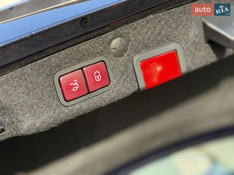 Седан Mercedes-Benz C-Class 2019 в Ужгороде