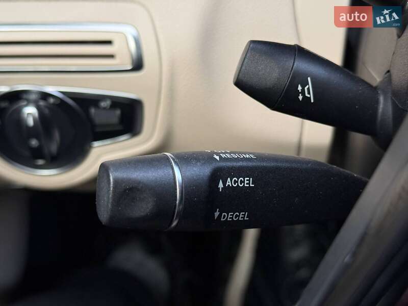 Седан Mercedes-Benz C-Class 2018 в Киеве