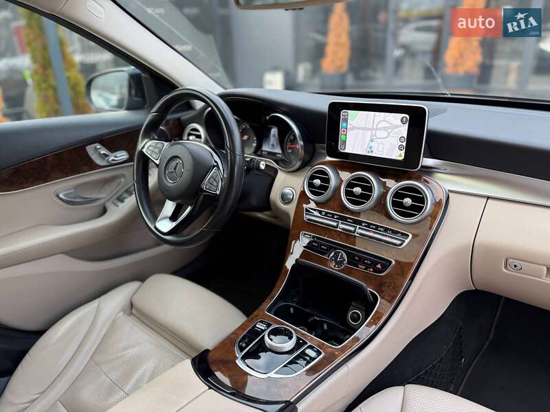 Седан Mercedes-Benz C-Class 2018 в Киеве
