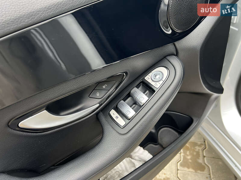 Универсал Mercedes-Benz C-Class 2015 в Одессе