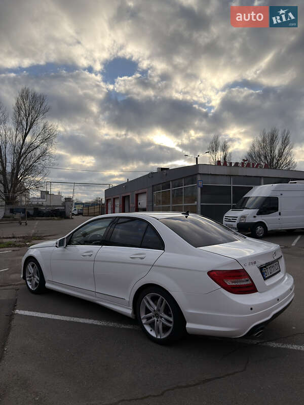 Mercedes-Benz C-Class 2014