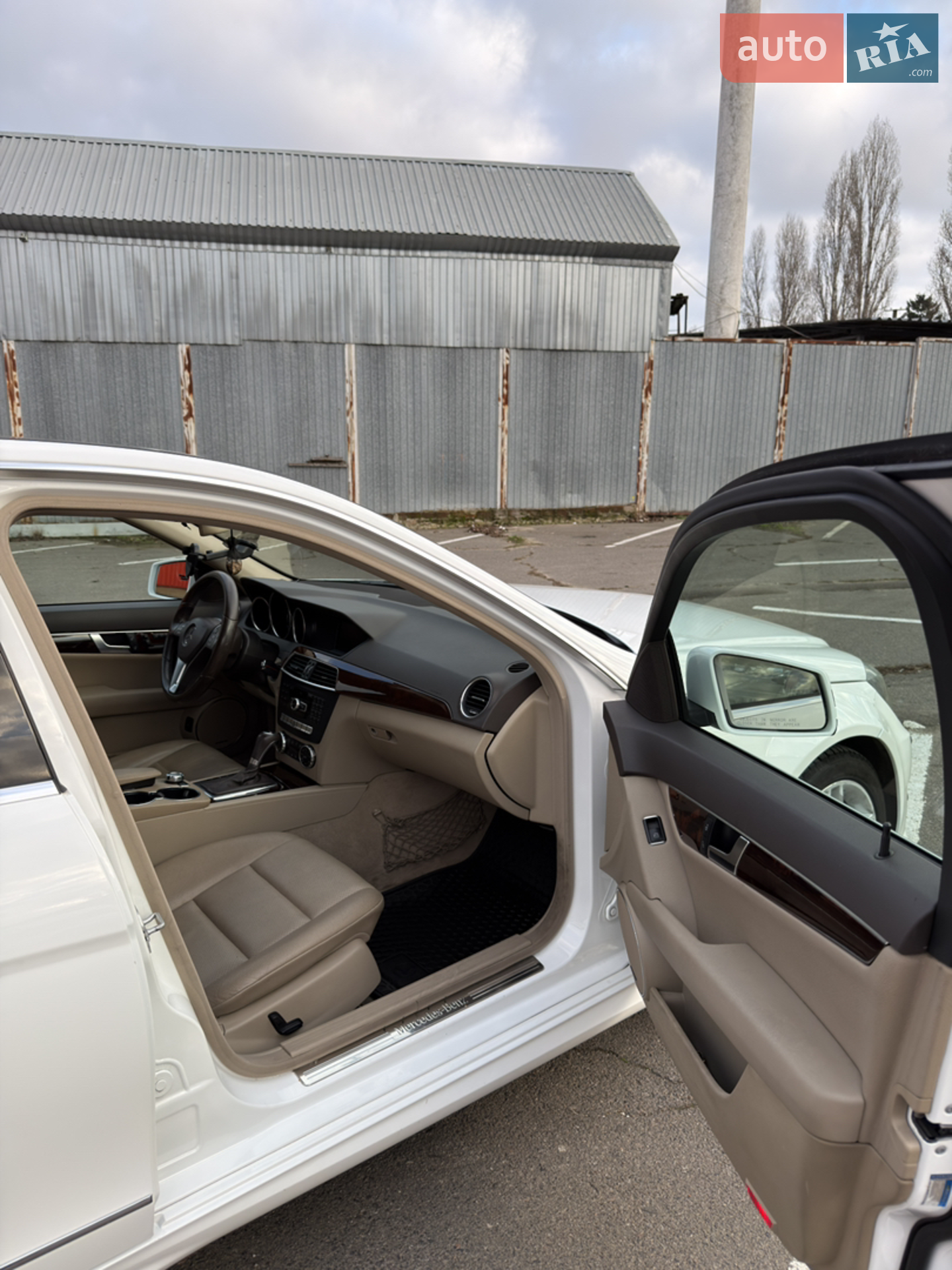 2014 Mercedes-Benz C-klasse - мініатюра 11