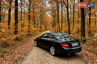 Седан Mercedes-Benz C-Class 2011 в Киеве
