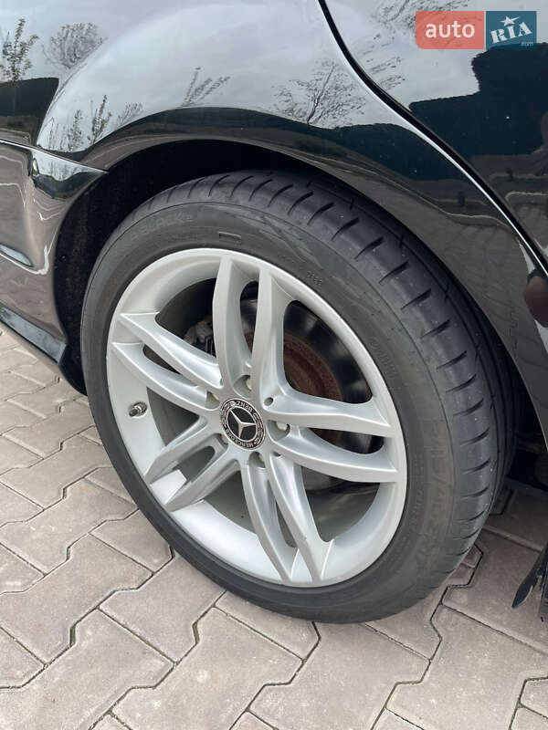Седан Mercedes-Benz C-Class 2011 в Киеве