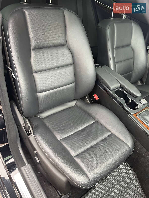 Седан Mercedes-Benz C-Class 2011 в Киеве