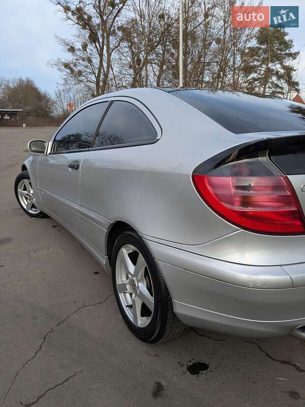 Купе Mercedes-Benz C-Class 2002 в Львове