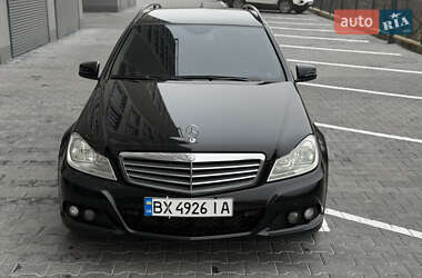 Універсал Mercedes-Benz C-Class 2012 в Хмельницькому