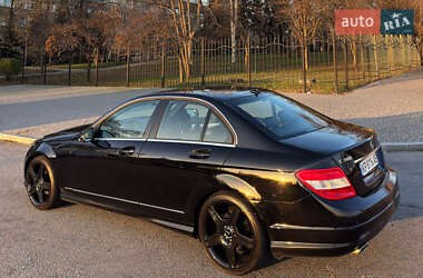 Седан Mercedes-Benz C-Class 2010 в Запоріжжі