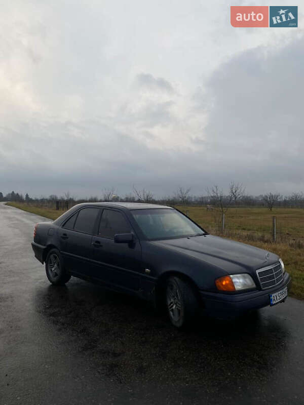 Седан Mercedes-Benz C-Class 1994 в Шептицькому