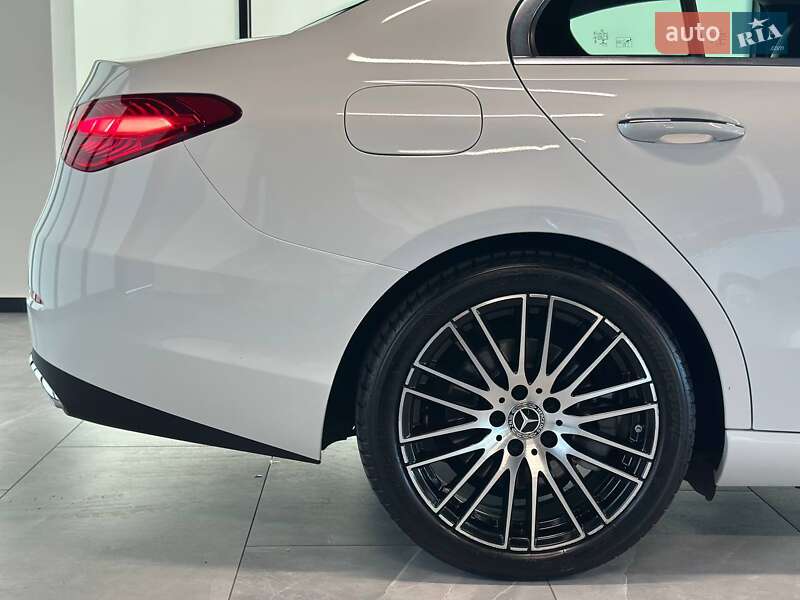 Седан Mercedes-Benz C-Class 2021 в Львове