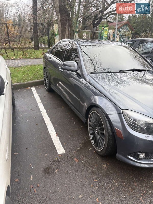 Mercedes-Benz C-Class 2007