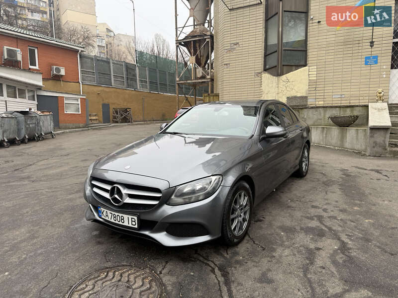 Седан Mercedes-Benz C-Class 2017 в Києві фото 2 Седан Mercedes-Benz C-Class 2017 в Києві