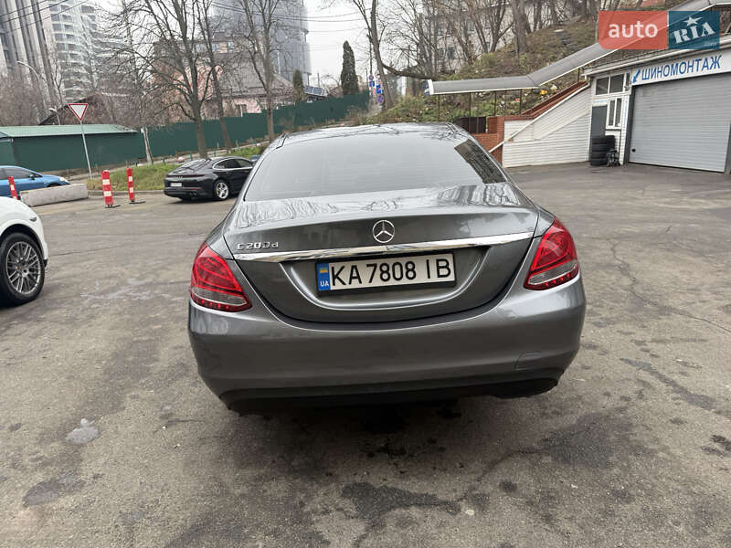 Седан Mercedes-Benz C-Class 2017 в Києві фото 6 Седан Mercedes-Benz C-Class 2017 в Києві