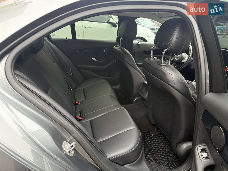 Седан Mercedes-Benz C-Class 2017 в Києві фото 11 Седан Mercedes-Benz C-Class 2017 в Києві