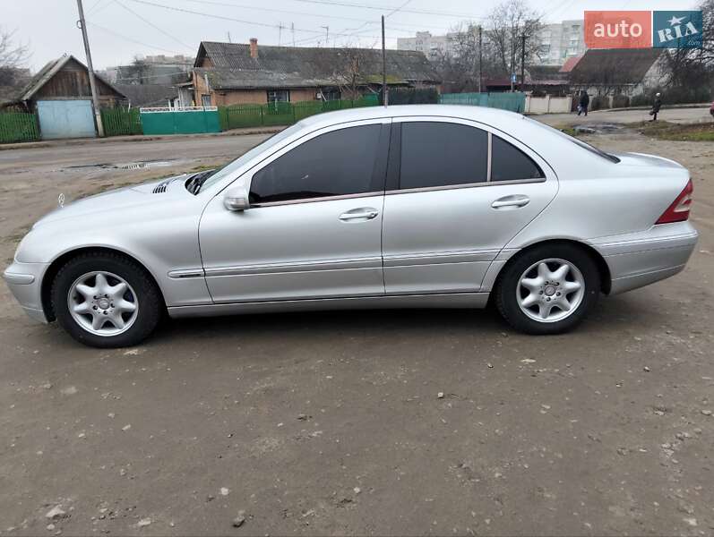 Седан Mercedes-Benz C-Class 2001 в Бердичеві