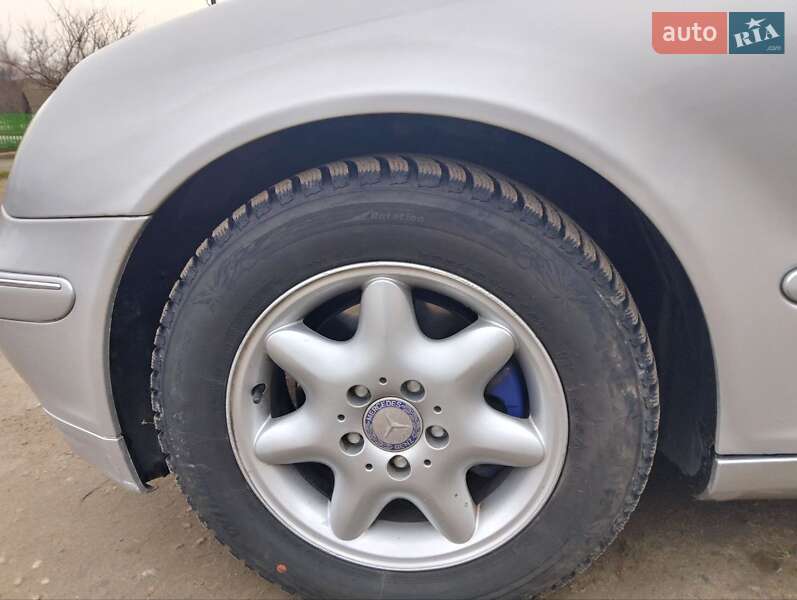Седан Mercedes-Benz C-Class 2001 в Бердичеві