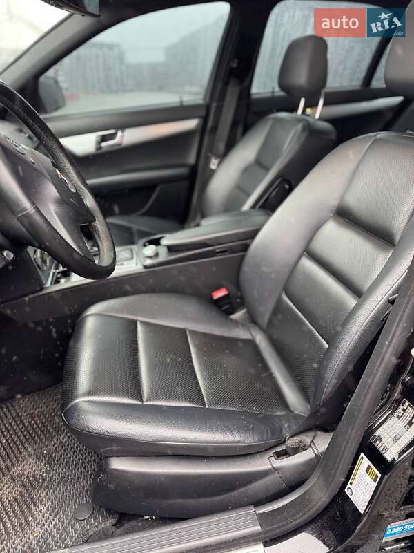 Седан Mercedes-Benz C-Class 2008 в Полтаві