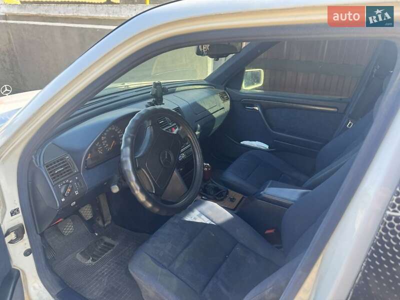 Седан Mercedes-Benz C-Class 1997 в Сокирянах