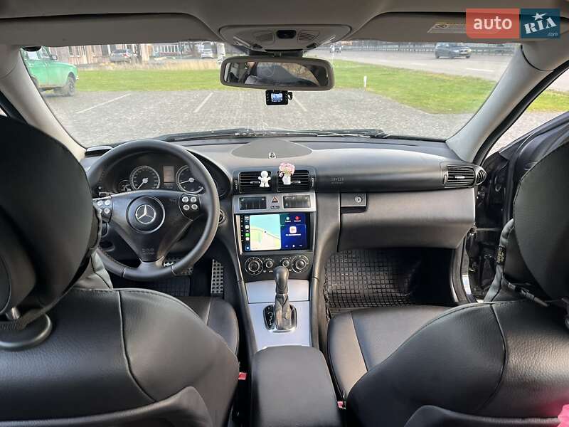 Седан Mercedes-Benz C-Class 2006 в Дніпрі