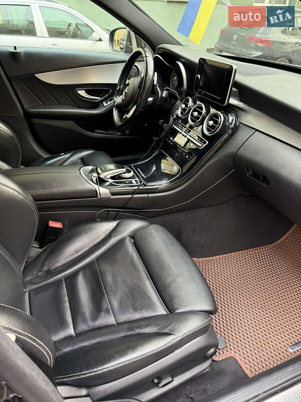 Седан Mercedes-Benz C-Class 2016 в Львові