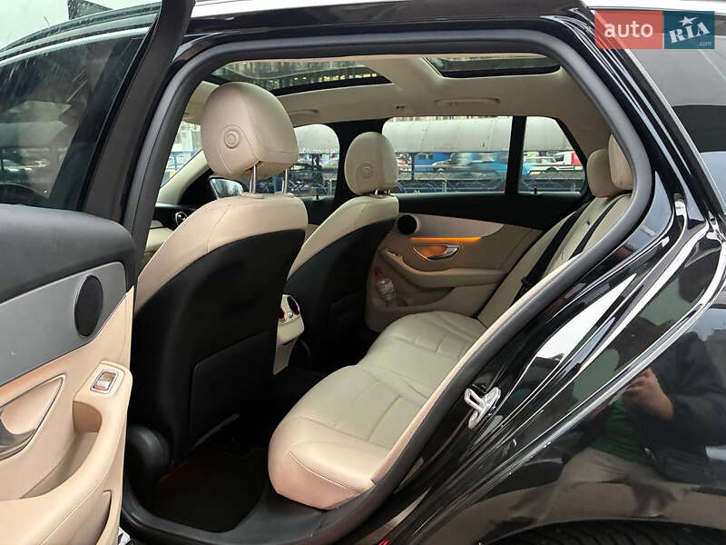 Універсал Mercedes-Benz C-Class 2016 в Києві