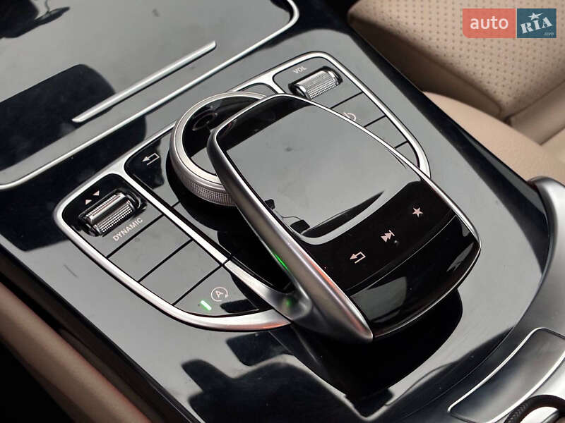 Універсал Mercedes-Benz C-Class 2016 в Києві