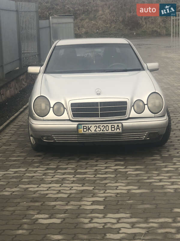 Седан Mercedes-Benz C-Class 1999 в Рокитном