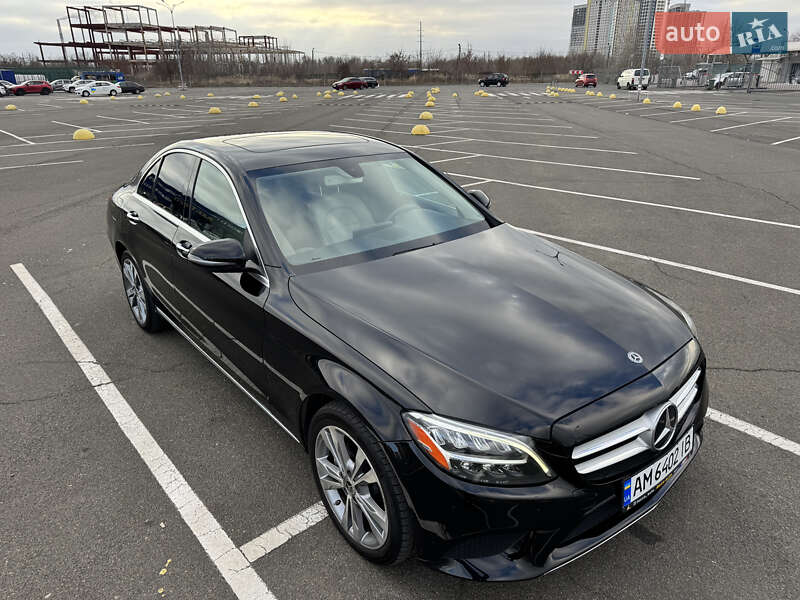 Седан Mercedes-Benz C-Class 2019 в Києві