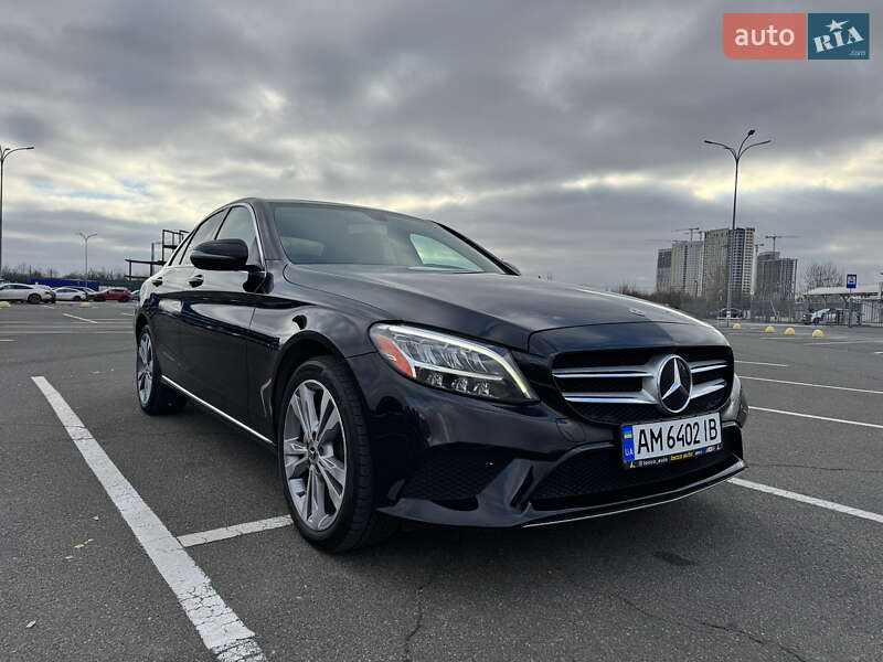 Седан Mercedes-Benz C-Class 2019 в Києві