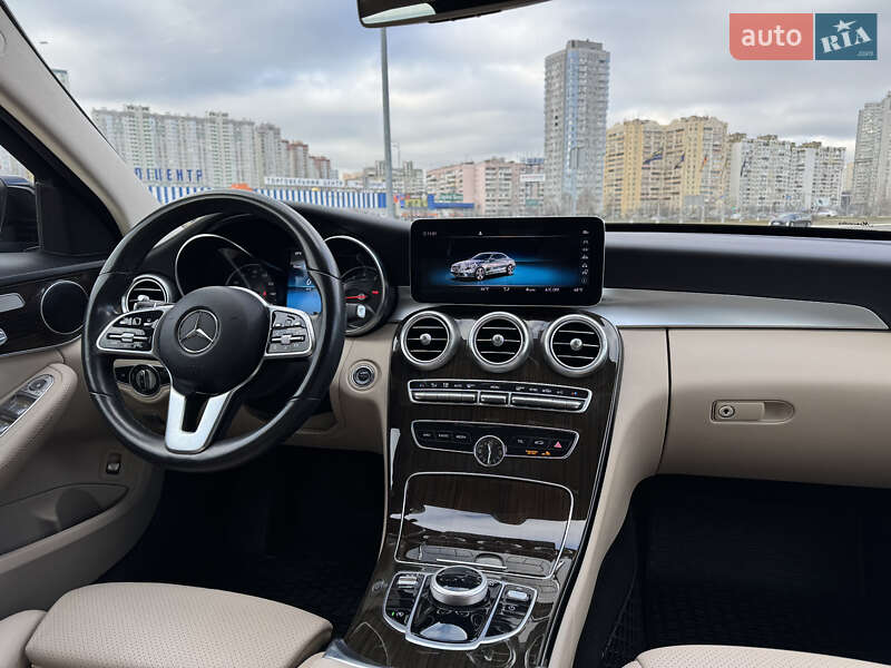 Седан Mercedes-Benz C-Class 2019 в Києві