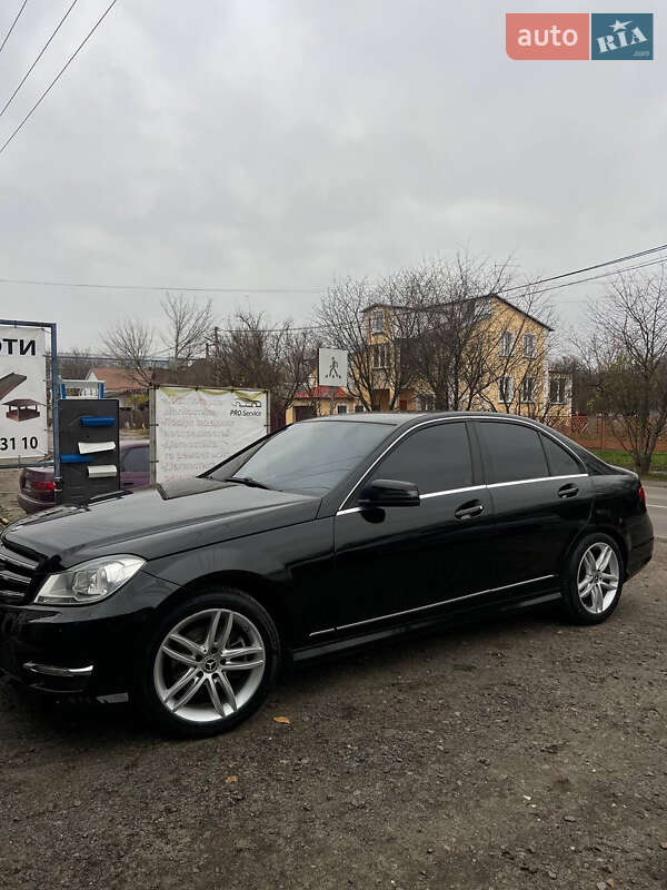 Седан Mercedes-Benz C-Class 2013 в Києві