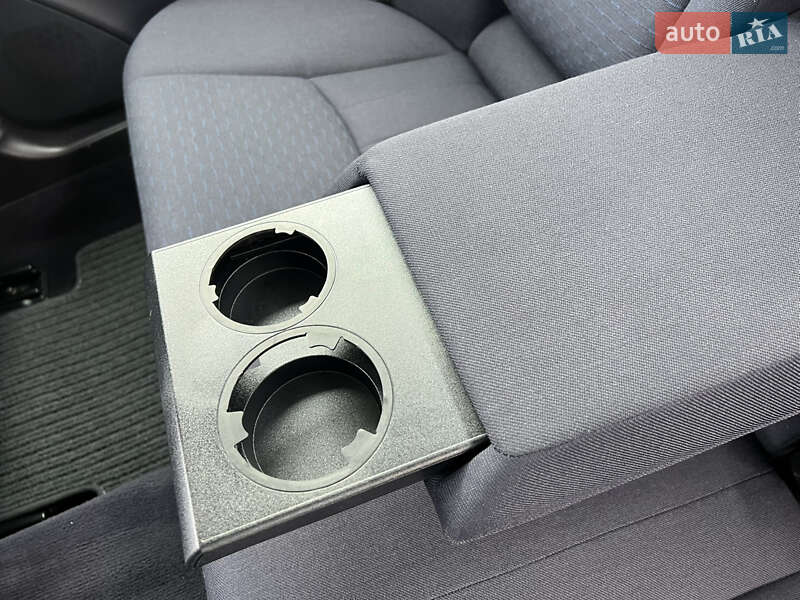 Седан Mercedes-Benz C-Class 2005 в Надвірній