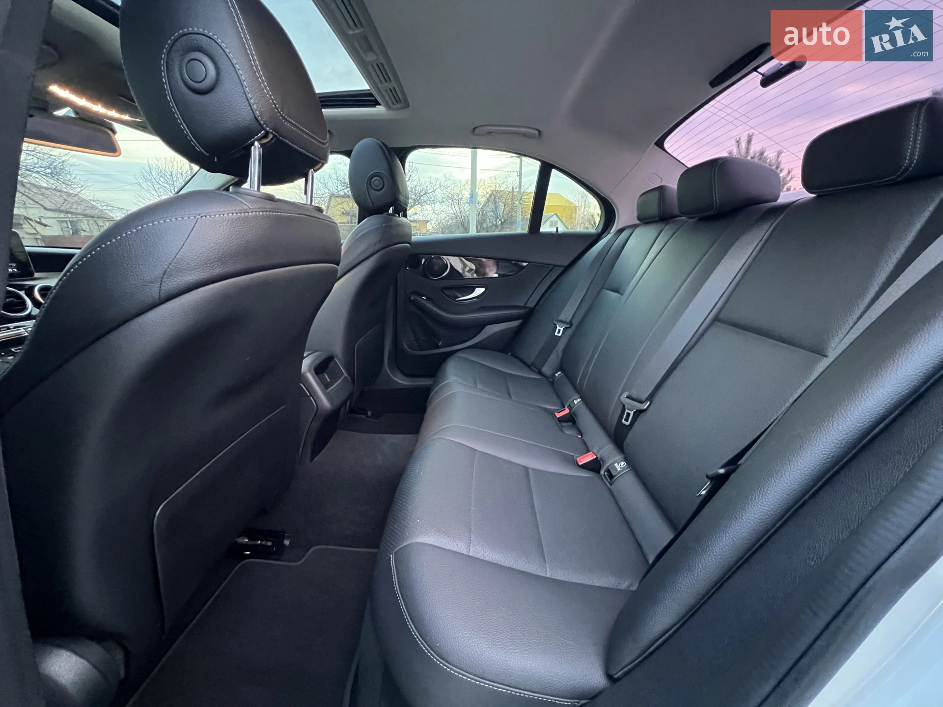 2017 Mercedes-Benz C-klasse - мініатюра 36