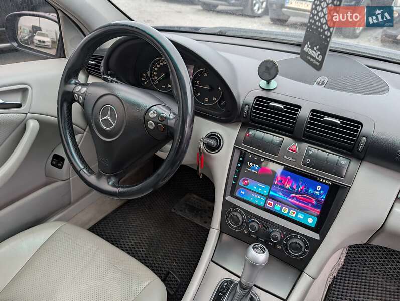 Купе Mercedes-Benz C-Class 2005 в Рівному