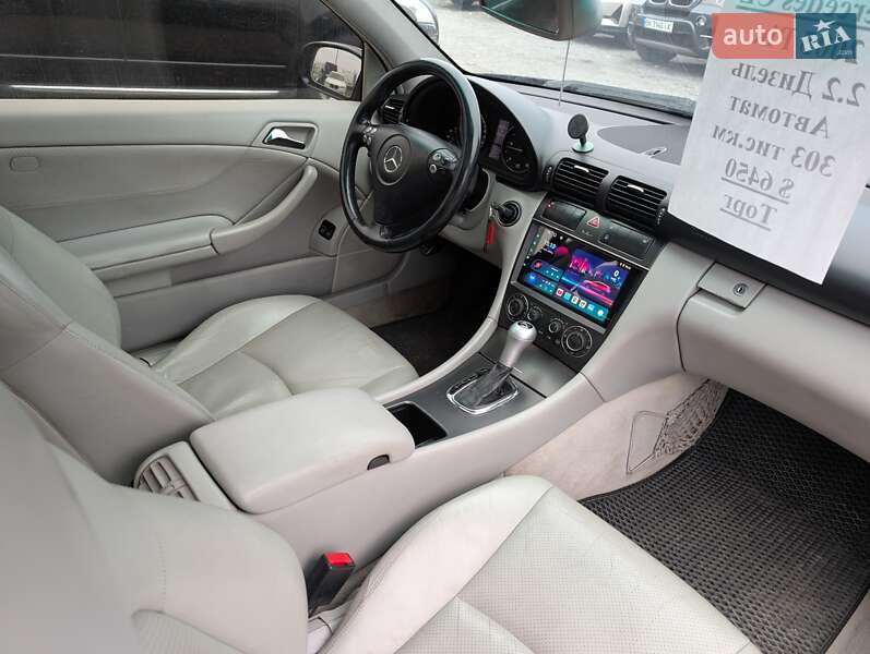 Купе Mercedes-Benz C-Class 2005 в Рівному