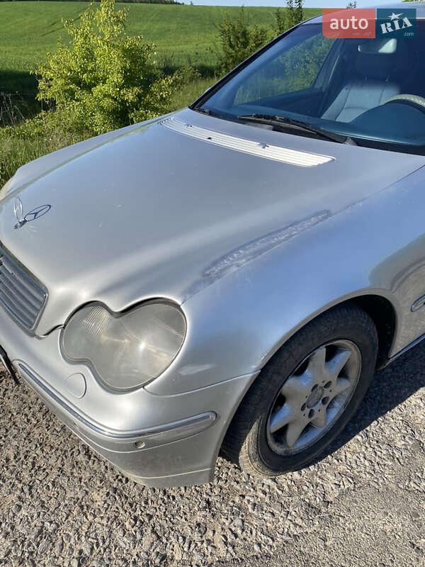 Седан Mercedes-Benz C-Class 2001 в Бару