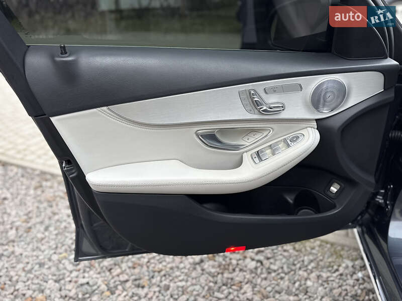 Седан Mercedes-Benz C-Class 2016 в Львове