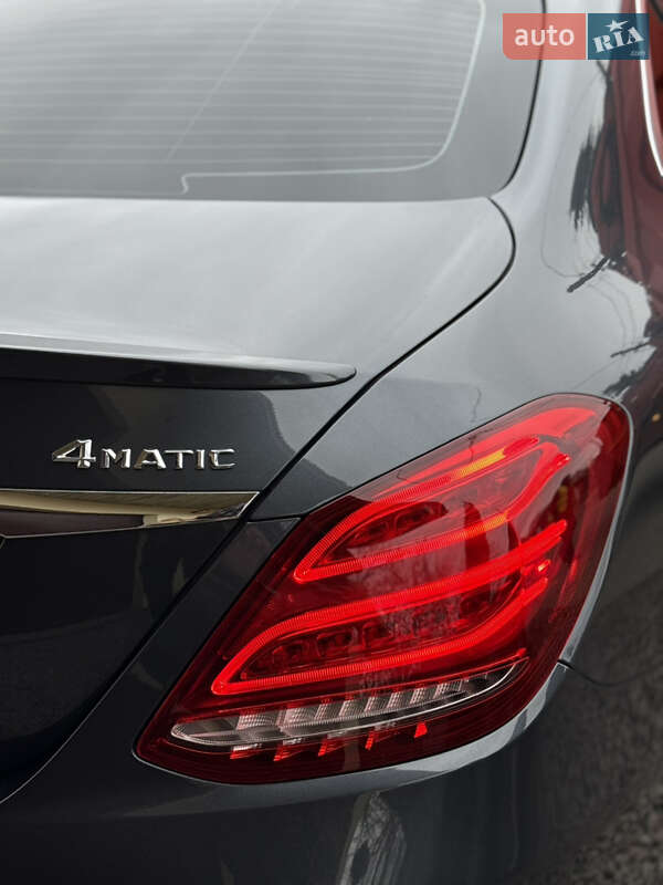 Седан Mercedes-Benz C-Class 2016 в Львове