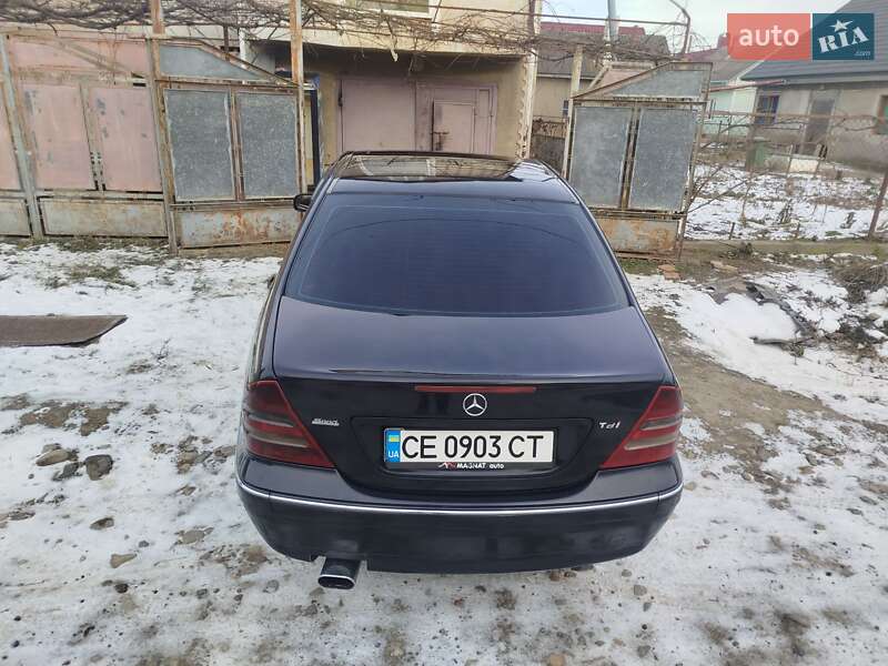 Седан Mercedes-Benz C-Class 2001 в Чернівцях