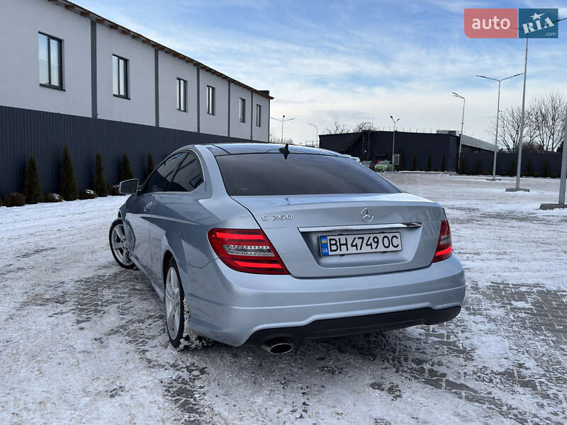 Купе Mercedes-Benz C-Class 2012 в Вінниці
