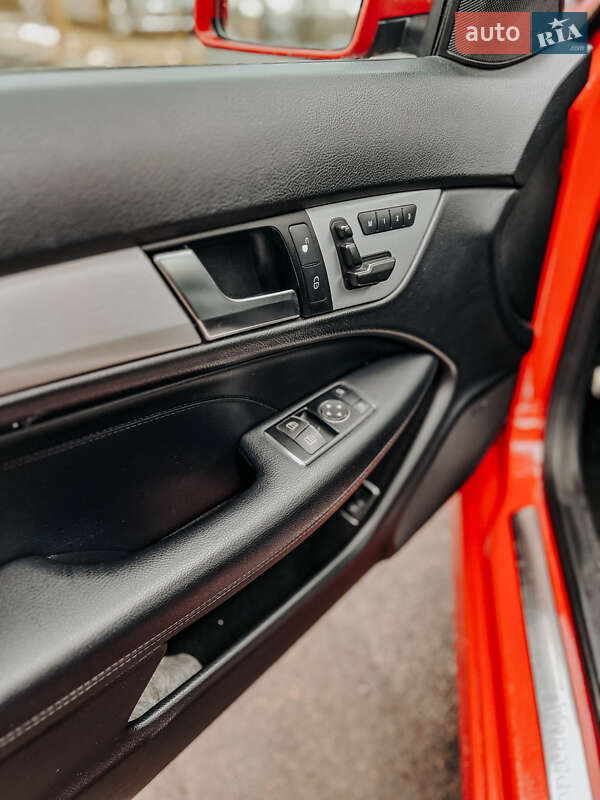 Купе Mercedes-Benz C-Class 2012 в Николаеве