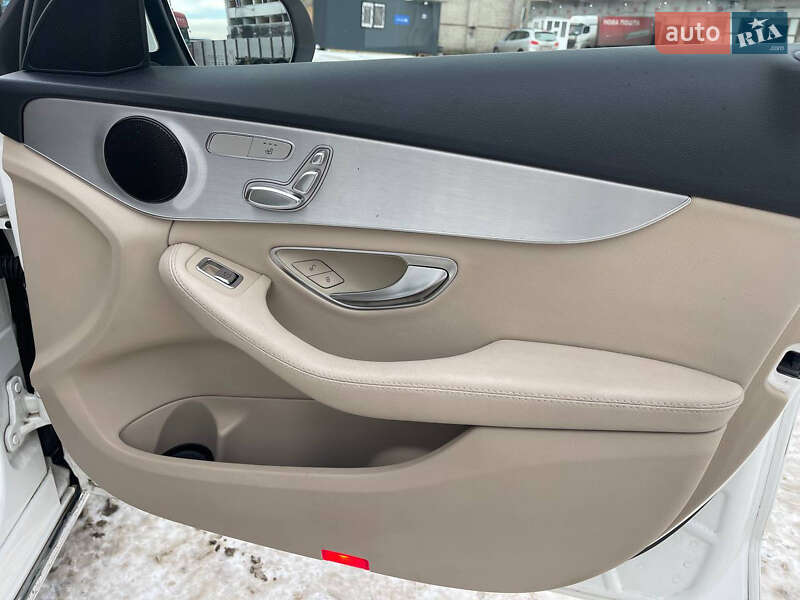 Седан Mercedes-Benz C-Class 2016 в Киеве