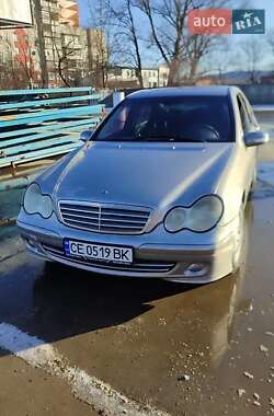 Седан Mercedes-Benz C-Class 2004 в Черновцах