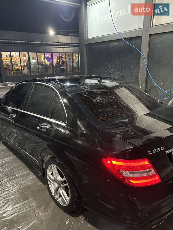 Седан Mercedes-Benz C-Class 2014 в Яготині