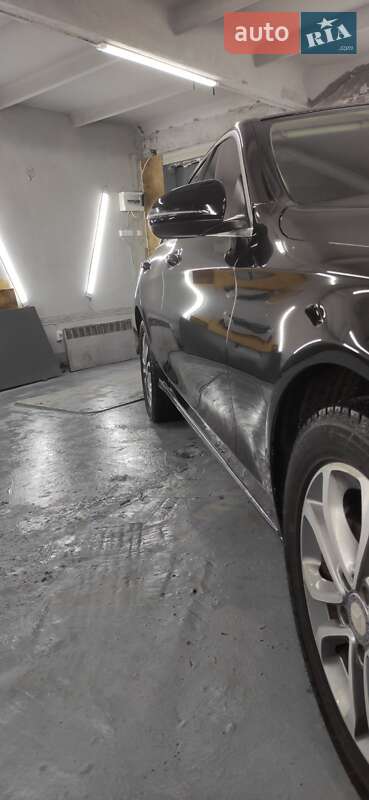 Седан Mercedes-Benz C-Class 2016 в Києві фото 27 Седан Mercedes-Benz C-Class 2016 в Києві