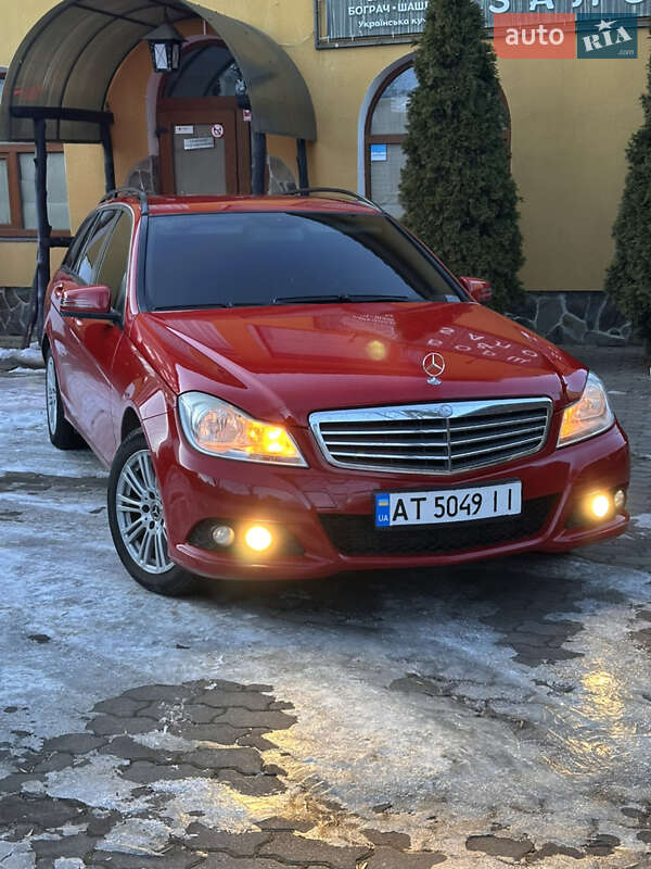 Mercedes-Benz C-Class 2012
