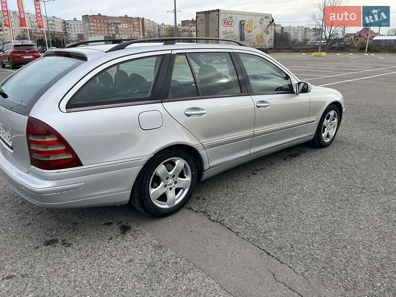 Mercedes-Benz C-Class 2003