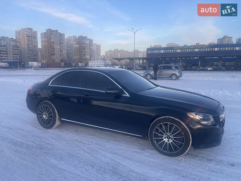 Mercedes-Benz C-Class 2017